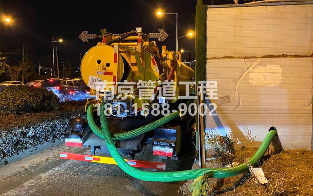 266北苑临时工地抽粪